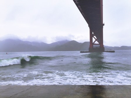 8-10 foot waves breaking below the golden gate bridge 